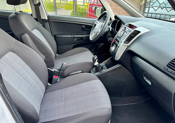 Kia Venga cena 19300 przebieg: 160000, rok produkcji 2010 z Legnica małe 407
